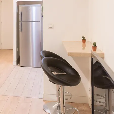 Parisian Romance Retreat * París